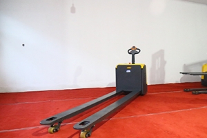 電動托盤搬運車的蓄電池如何挑選？