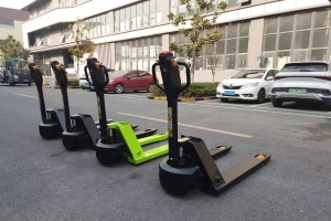 庫叉叉車：創新設計提升物流搬運效率