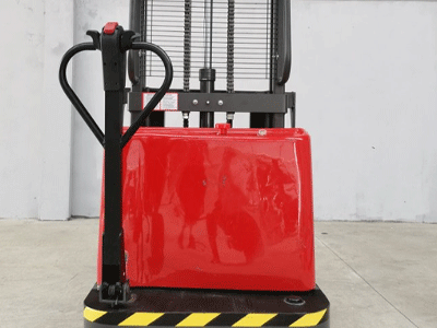 步行式堆高車需要叉車證嗎?新牛頓告訴你答案