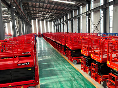 剪叉式高空作業平臺