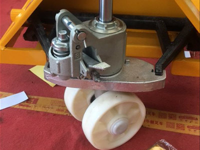 江蘇手動搬運車尼龍輪