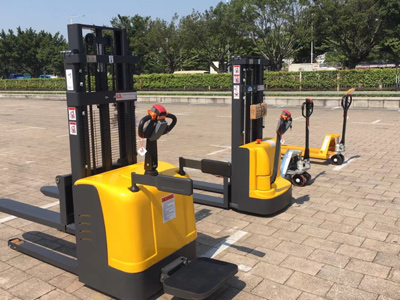 注意看！叉車作業(yè)常見違章行為千萬小心別犯