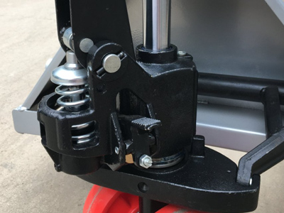 搬運(yùn)車油缸