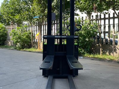 快遞分揀用小型叉車 最新價格透明又實在