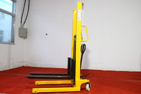 手動堆高車保養