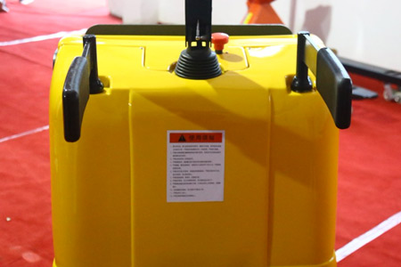 站駕式托盤車扶手