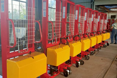 易操作倉儲堆高車