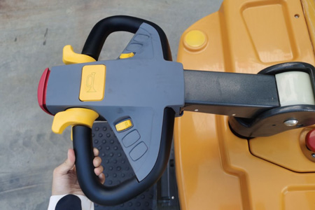 堆高車電動(dòng)按鈕