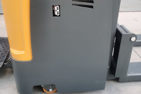 堆高車細(xì)節(jié)展示