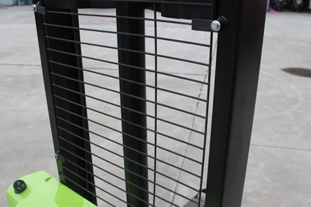 戶外堆高車門架