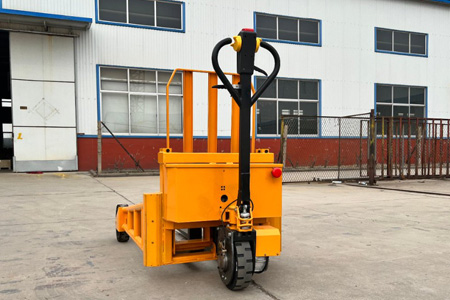 小型越野搬運車