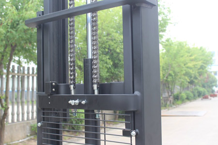 堆高車門架鏈條