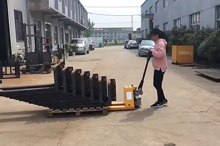 新牛盾電動搬運車