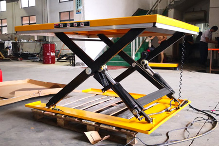 新牛盾工廠升降平臺